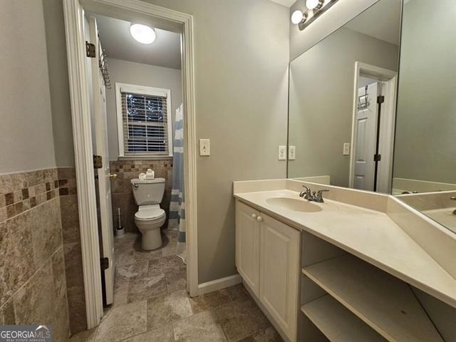 4320 Waterford Drive, Suwanee, GA 30024