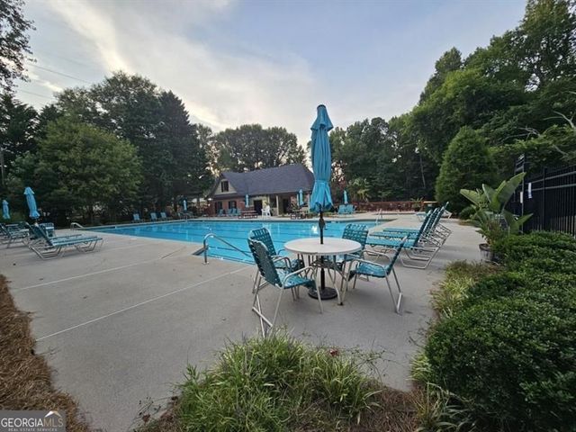 4320 Waterford Drive, Suwanee, GA 30024