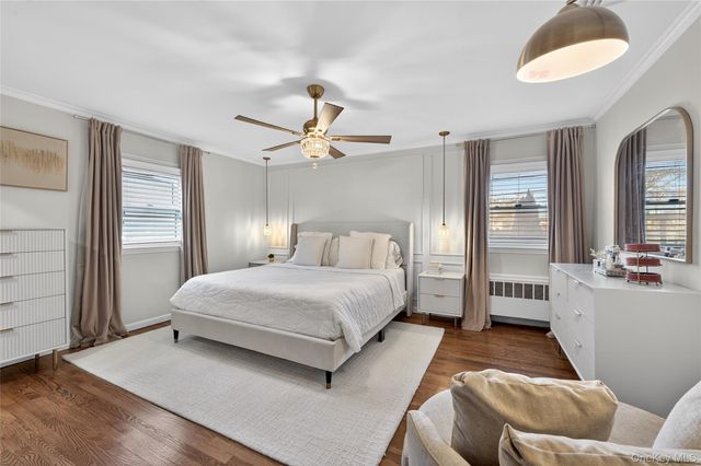 661 Garner Place, East Meadow, NY 11554