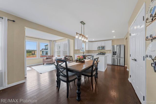 521 Elm Street, Chelsea, MI 48118