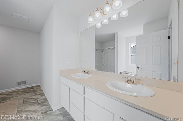 521 Elm Street, Chelsea, MI 48118
