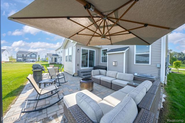 521 Elm Street, Chelsea, MI 48118