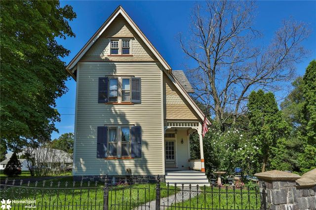 507 East Station Avenue, Coopersburg Boro, PA 18036