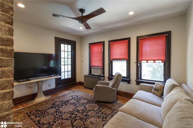 507 East Station Avenue, Coopersburg Boro, PA 18036