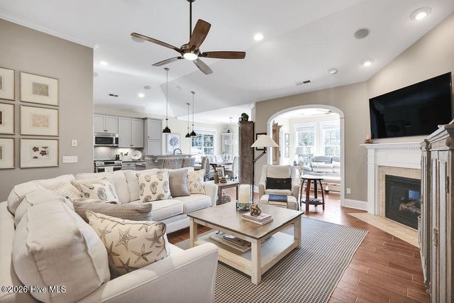 3703 Cinnamon Fern Drive, Southport, NC 28461