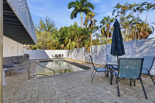 117 NEPTUNE LANE, Holmes Beach, FL 34217