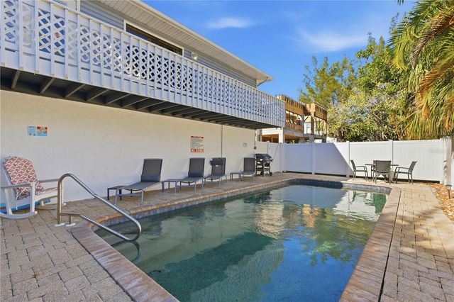 117 NEPTUNE LANE, Holmes Beach, FL 34217