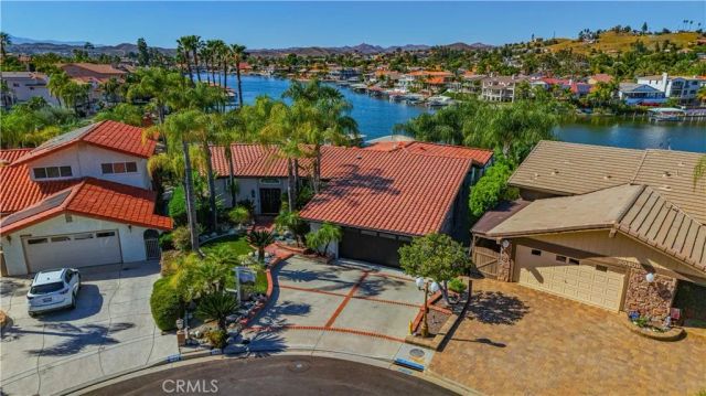 30405 Golden Gate, Canyon Lake, CA 92587