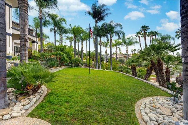 30405 Golden Gate, Canyon Lake, CA 92587