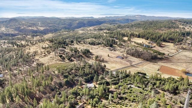 20045 Jesus Maria Rd, Mokelumne Hill, CA 95245