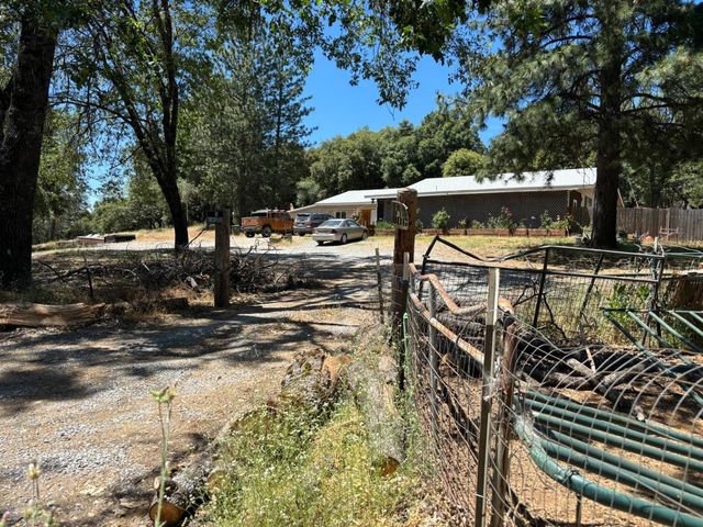 20045 Jesus Maria Rd, Mokelumne Hill, CA 95245
