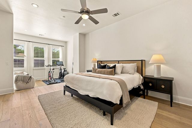 14755 Stanford Court, Addison, TX 75254