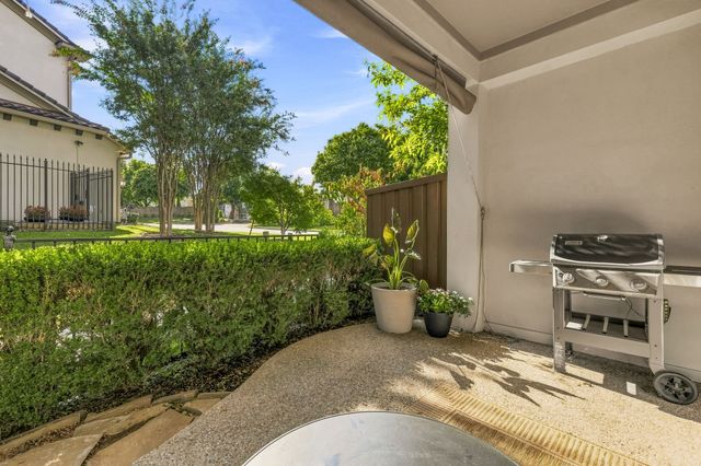 14755 Stanford Court, Addison, TX 75254