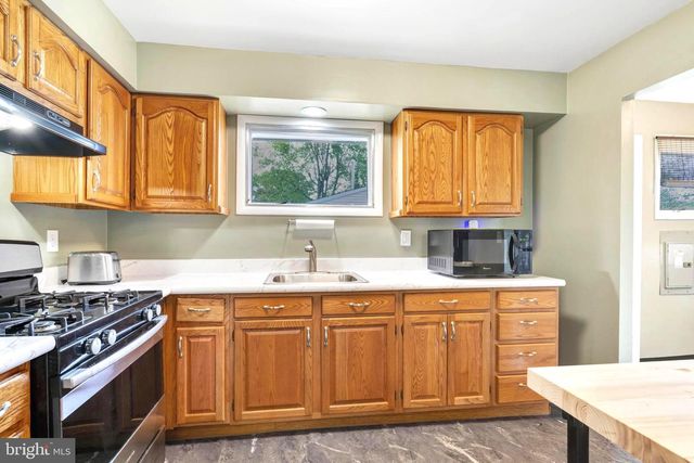 53 HOLLY BLVD, Southampton, NJ 08088