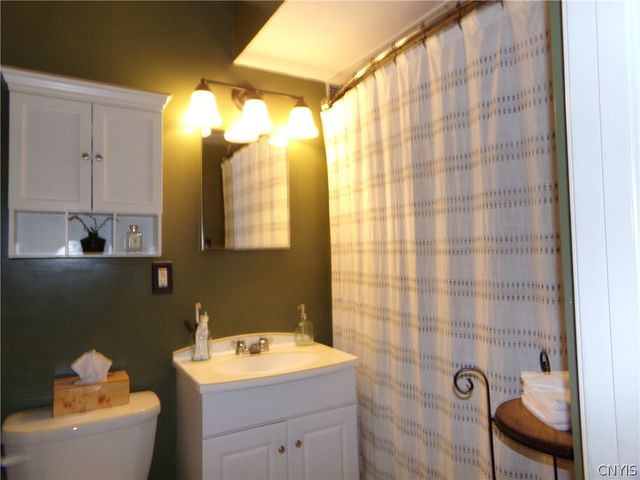 409 Pleasantview Avenue, Syracuse, NY 13208