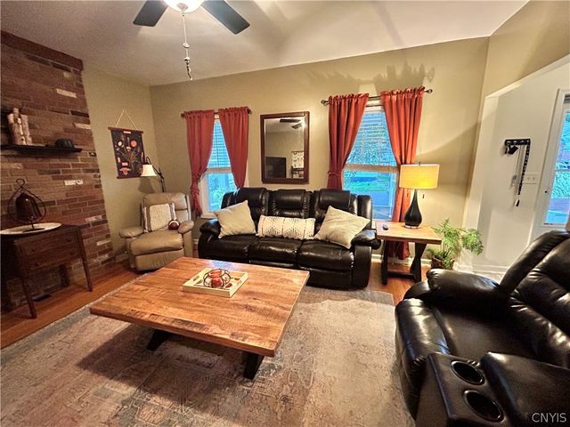 409 Pleasantview Avenue, Syracuse, NY 13208