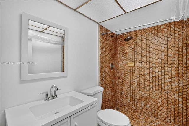 7420 SW 59th Avenue D, South Miami, FL 33143