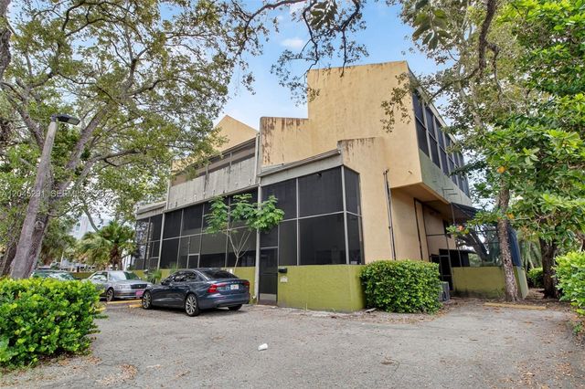 7420 SW 59th Avenue D, South Miami, FL 33143