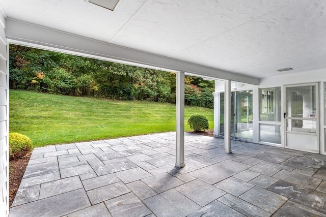346 Chestnut St, Franklin, MA 02038