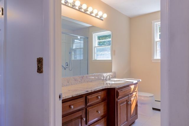 346 Chestnut St, Franklin, MA 02038