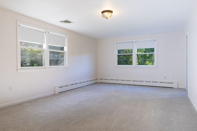 346 Chestnut St, Franklin, MA 02038