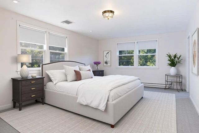 346 Chestnut St, Franklin, MA 02038