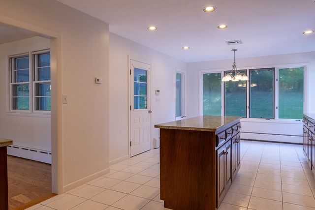 346 Chestnut St, Franklin, MA 02038
