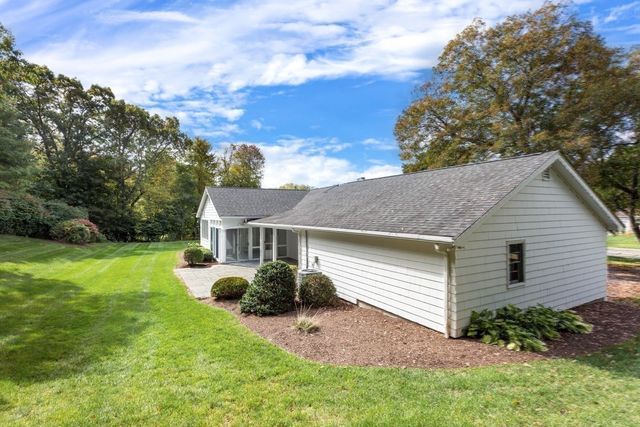 346 Chestnut St, Franklin, MA 02038