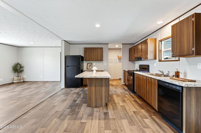 8601 N 103rd Avenue 90, Peoria, AZ 85345