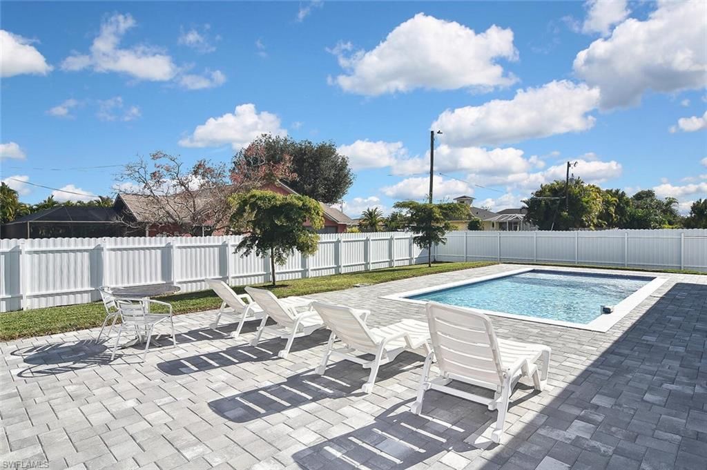 207 SE 2nd AVE, CAPE CORAL, FL 33990 — exterior