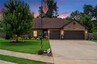 626 Choate Place Circle, Pea Ridge, AR 72751
