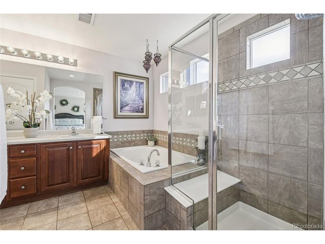 9528 Cedarhurst Ln B, Highlands Ranch, CO 80129