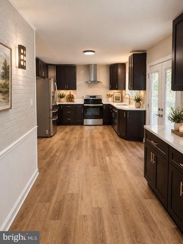 8093 MEETZE RD, Warrenton, VA 20187