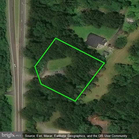 8093 MEETZE RD, Warrenton, VA 20187