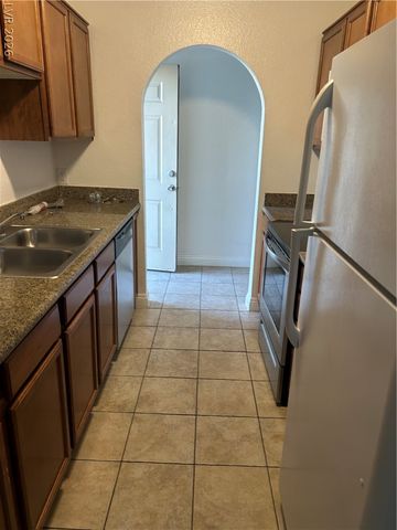 1852 North Decatur Boulevard 103, Las Vegas, NV 89108