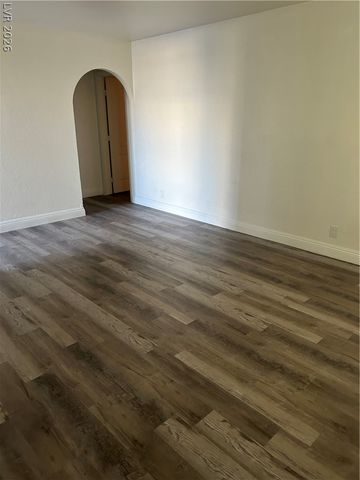 1852 North Decatur Boulevard 103, Las Vegas, NV 89108