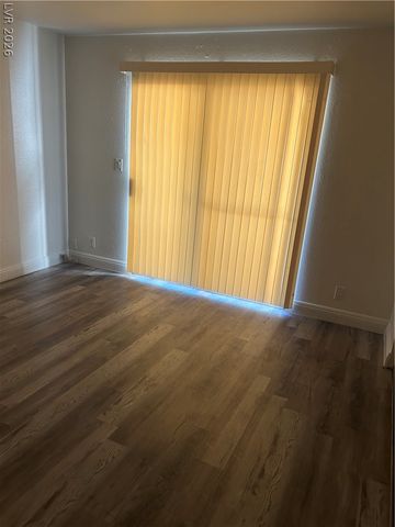 1852 North Decatur Boulevard 103, Las Vegas, NV 89108