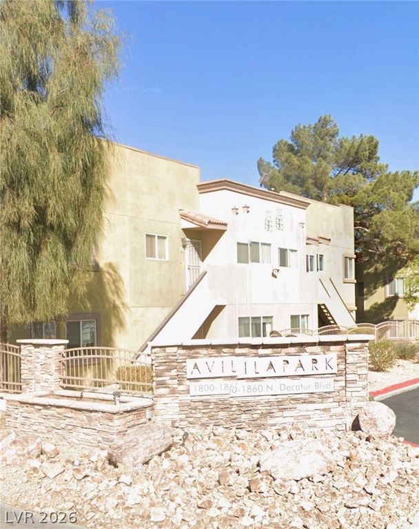 1852 North Decatur Boulevard 103, Las Vegas, NV 89108