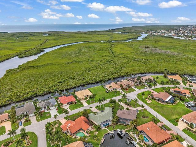 645 MACEDONIA DRIVE, Punta Gorda, FL 33950