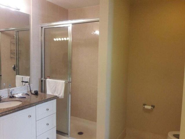 4 Harbour Isle Drive E Ph-4, Fort Pierce, FL 34949