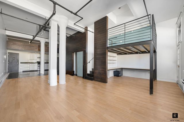 50 Bridge St Apt 506, New York City, NY 11201