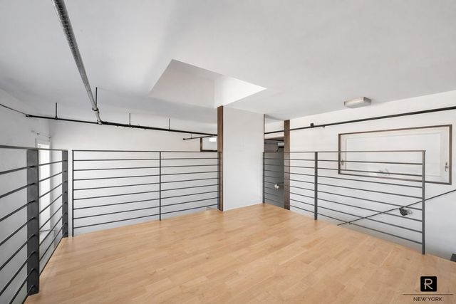 50 Bridge St Apt 506, New York City, NY 11201