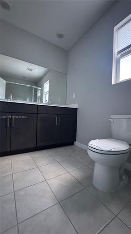 834 SE 16th Court, Homestead, FL 33034