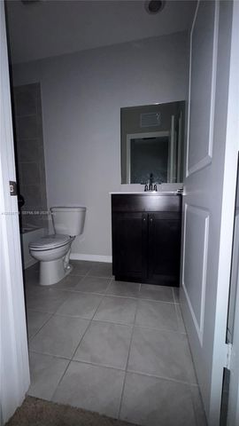 834 SE 16th Court, Homestead, FL 33034