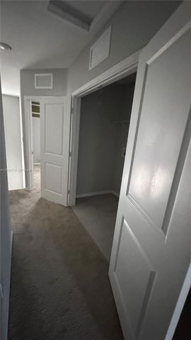 834 SE 16th Court, Homestead, FL 33034