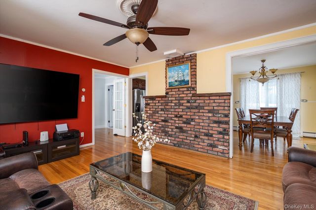 49 Laurel Street, Northport, NY 11768