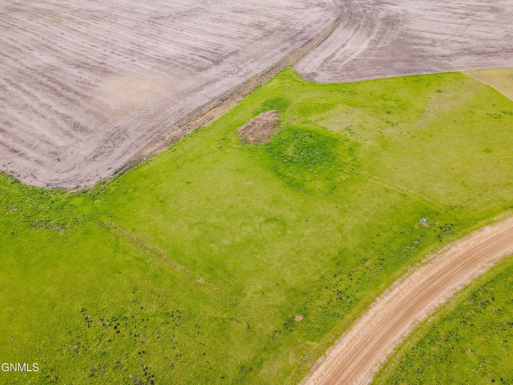 Lot 4 Blk 2 Svenningsen 1st Sub, Valley City, ND 58072 photo 2