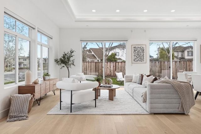 395 Martens Avenue, Mountain View, CA 94040