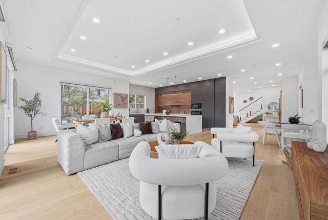 395 Martens Avenue, Mountain View, CA 94040