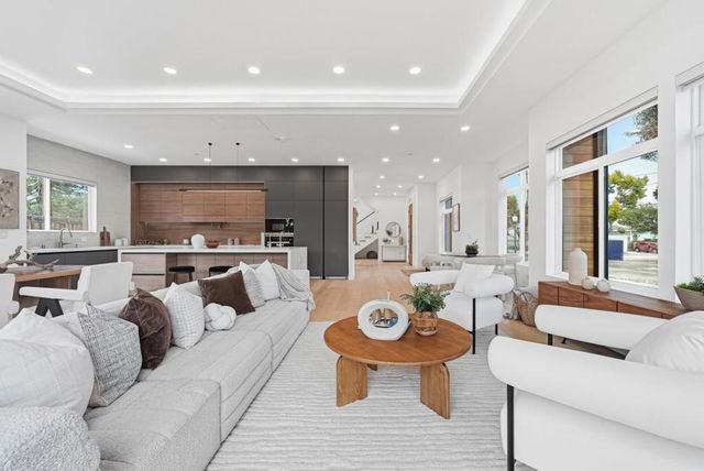 395 Martens Avenue, Mountain View, CA 94040